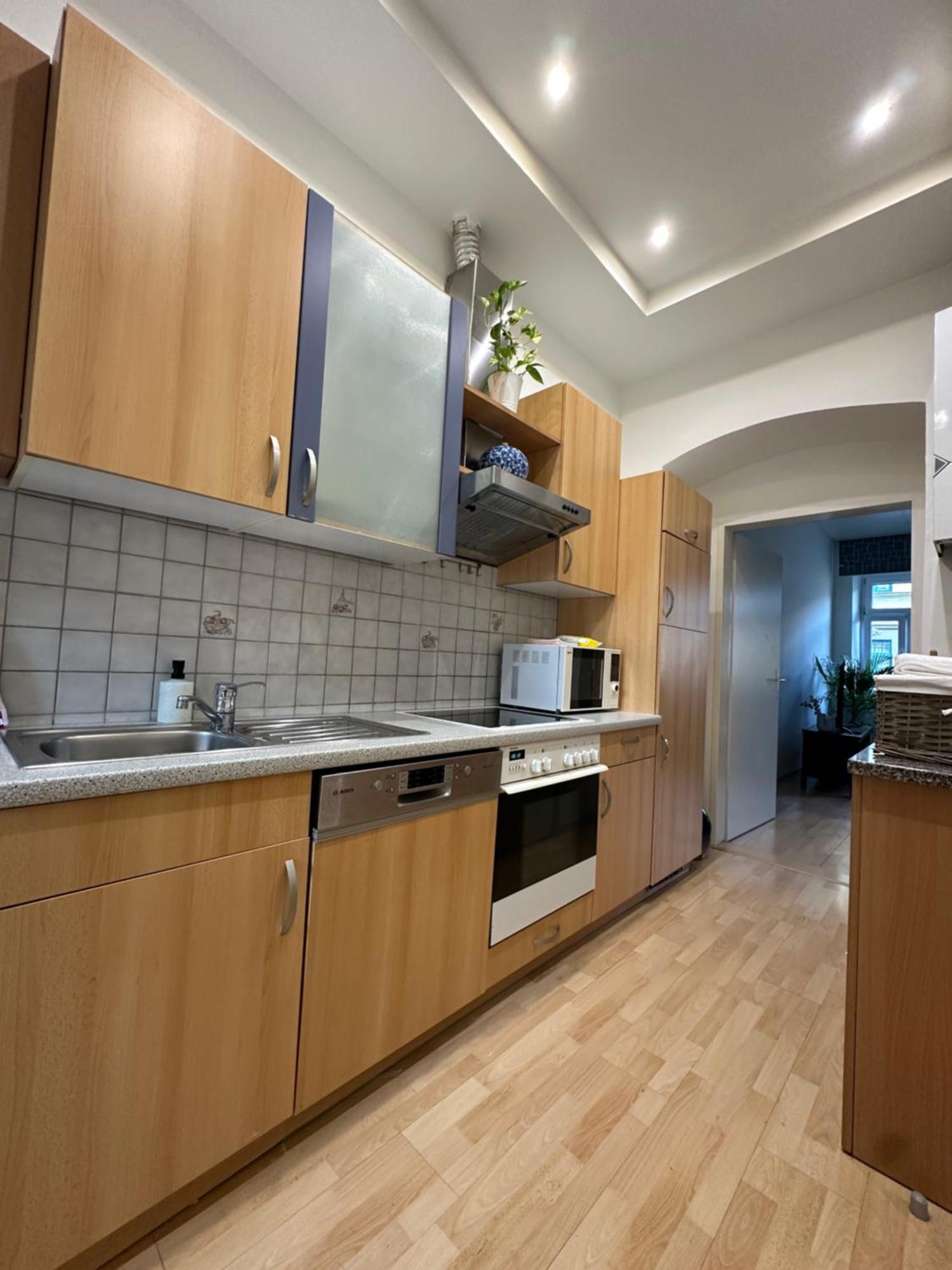 Charmante Zentral Gelegene Wohnung Wien Ngoại thất bức ảnh