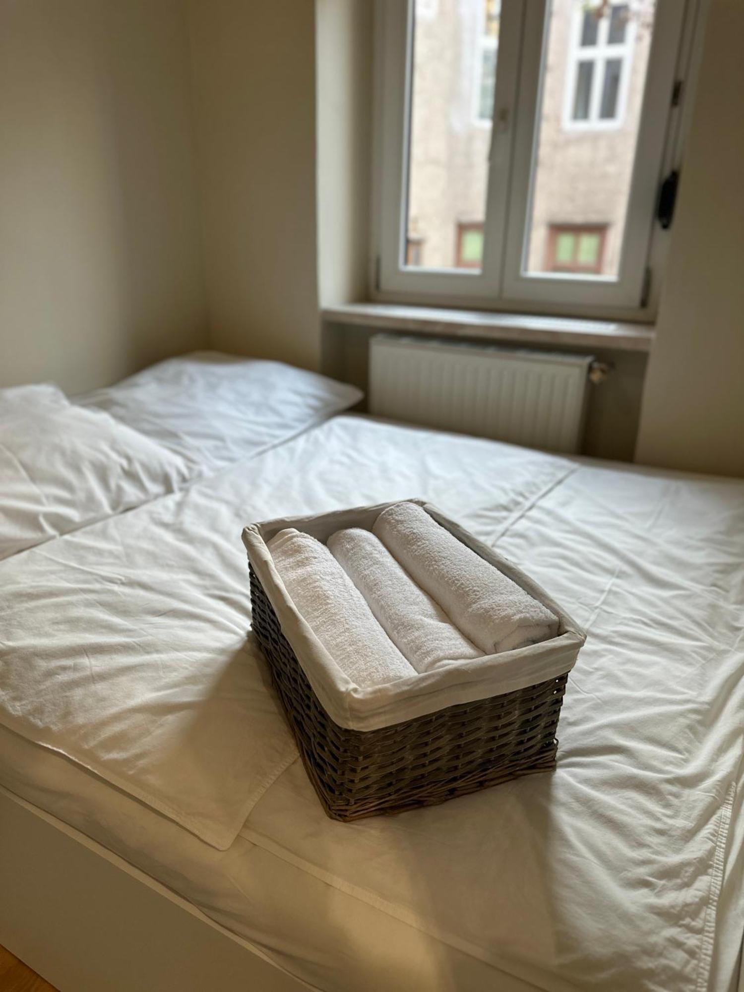 Charmante Zentral Gelegene Wohnung Wien Ngoại thất bức ảnh